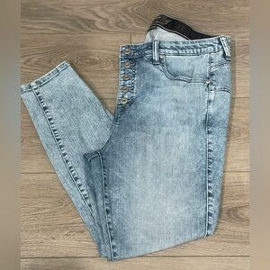 Torrid Light Blue Bombshell Skinny Jeans